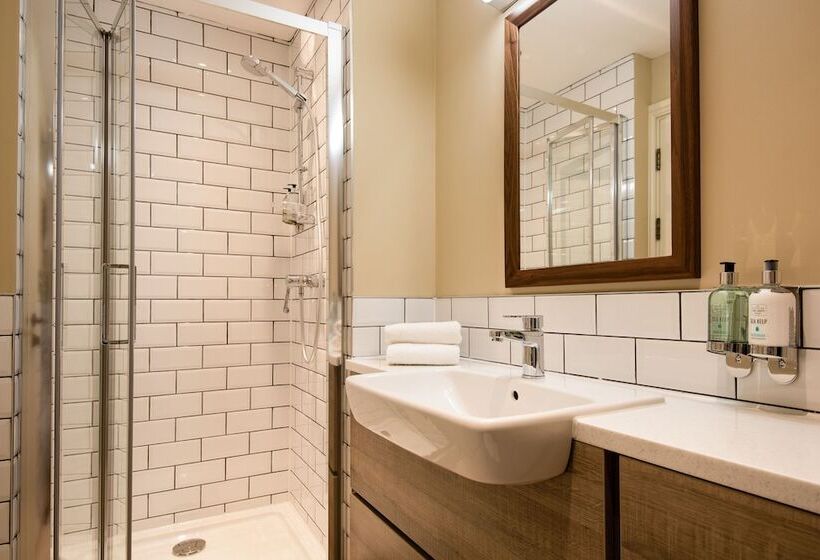 Quarto standard, The Temperance Inn, Ambleside   The Inn Collection Group