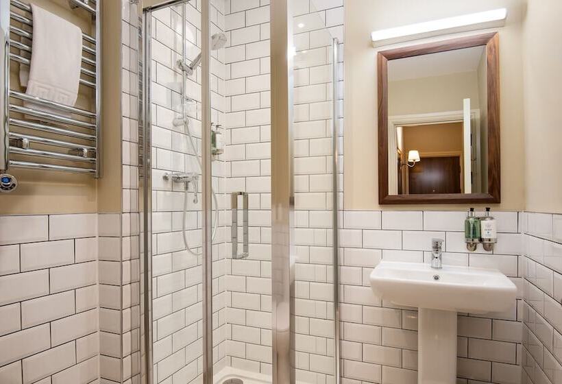 Quarto Familiar, The Temperance Inn, Ambleside   The Inn Collection Group