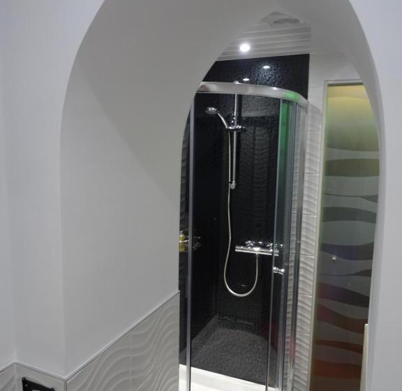 اتاق استاندارد, Undercliff Guest House