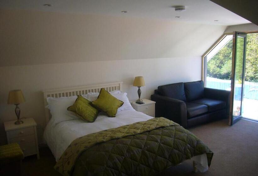 ویلای 3 خوابه, Undercliff Guest House