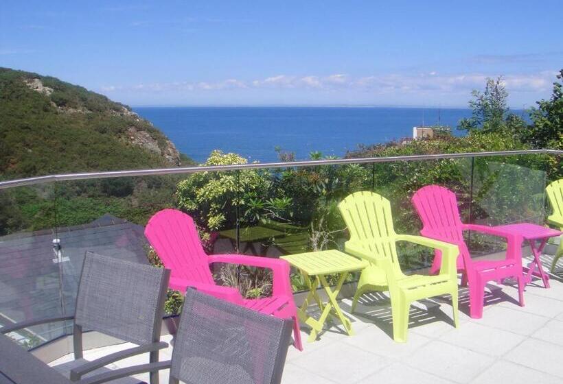 آپارتمان 1 خوابه با چشم‌انداز دریا, Undercliff Guest House