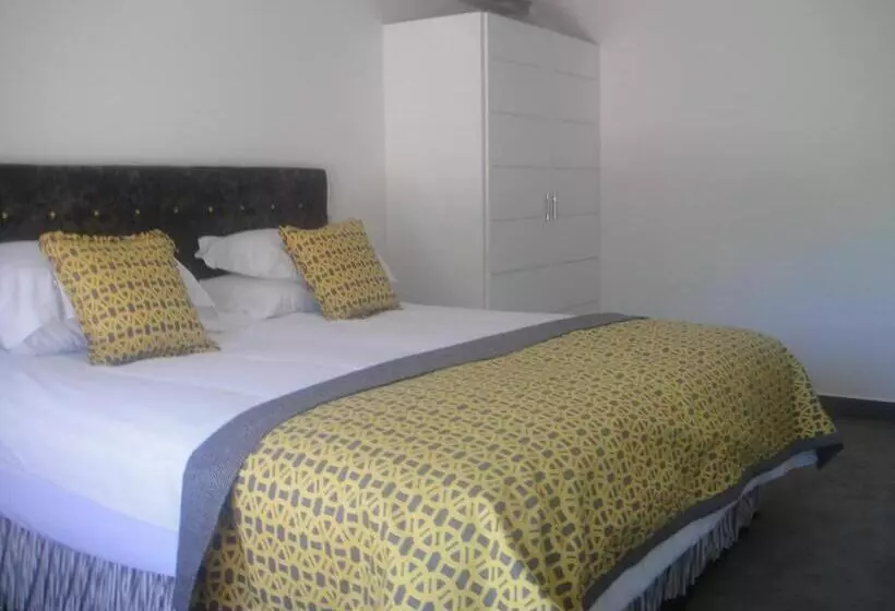 آپارتمان 1 خوابه با چشم‌انداز دریا, Undercliff Guest House
