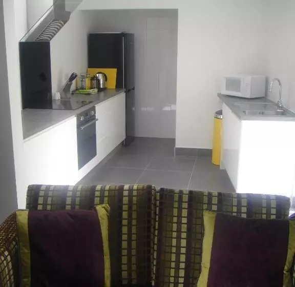 آپارتمان 1 خوابه با چشم‌انداز دریا, Undercliff Guest House