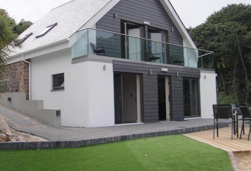 ویلای 1 خوابه با چشم‌انداز دریا, Undercliff Guest House