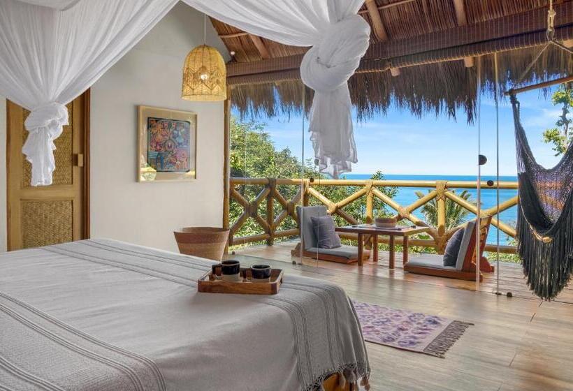 מיטת קינג בסוויטה, Xinalani Retreat Mexico