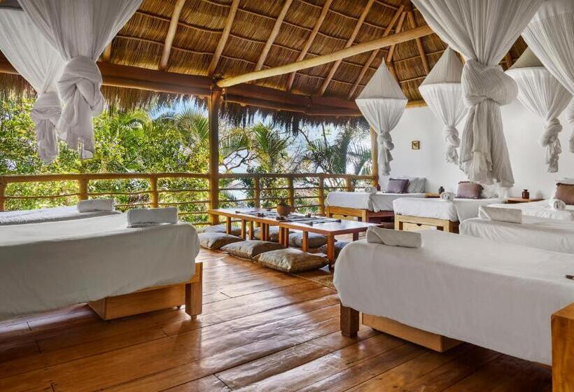 מיטה בחדר משותף, Xinalani Retreat Mexico