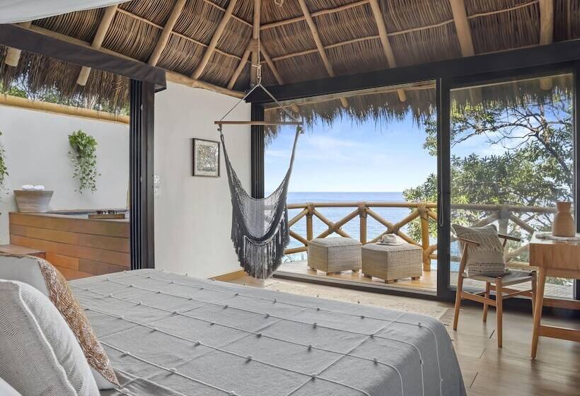 סוויטת דלוקס נוף לים, Xinalani Retreat Mexico