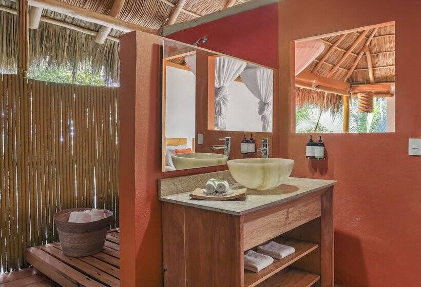 מיטה בחדר משותף, Xinalani Retreat Mexico