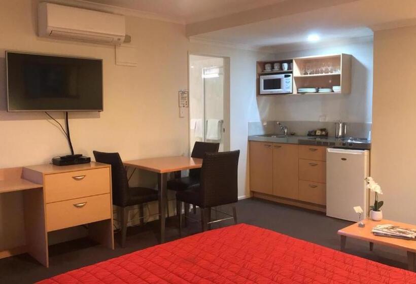 자쿠지 스위트, Harbour City Motor Inn & Conference