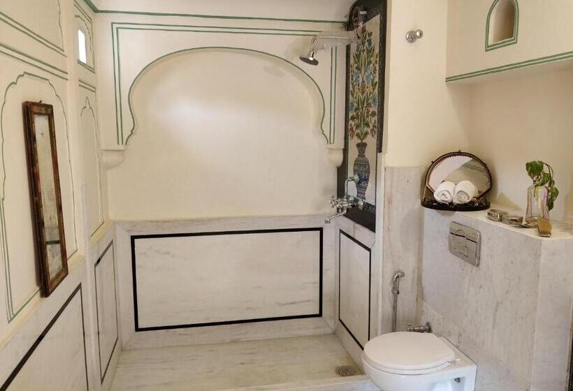 סוויטה משפחתית, Jaipur Haveli