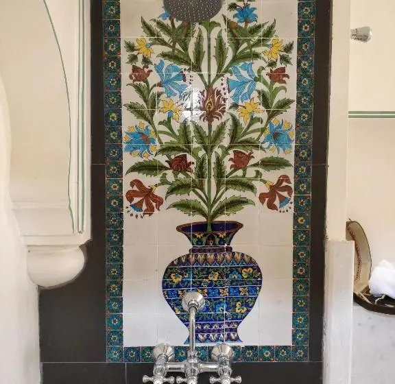 سوییت خانوادگی, Jaipur Haveli