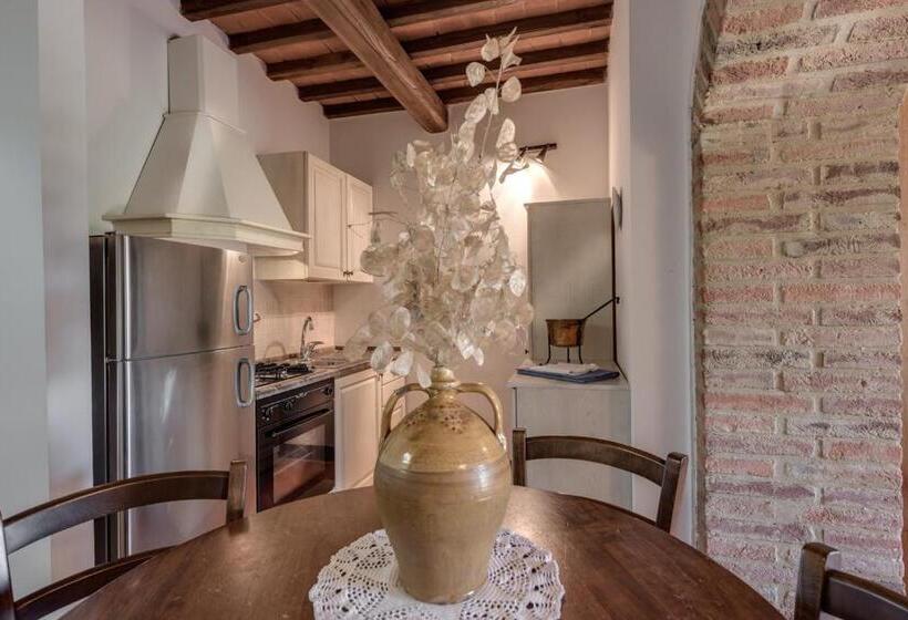 דירת חדר בקומת קרקע, I Melograni Del Chianti