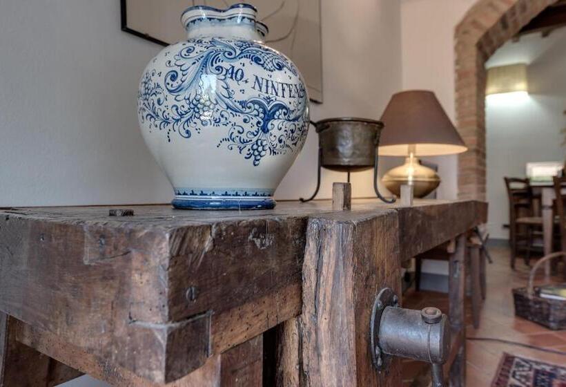 דירת חדר בקומת קרקע, I Melograni Del Chianti