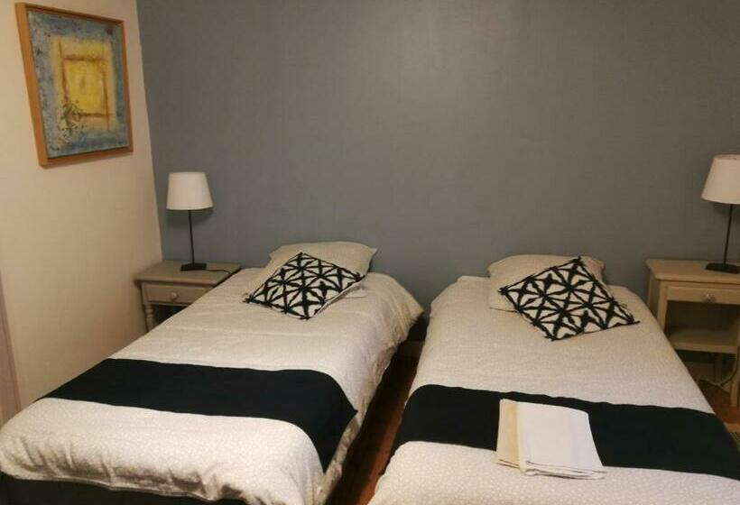 غرفة عائلية, La Maison Du Vannier