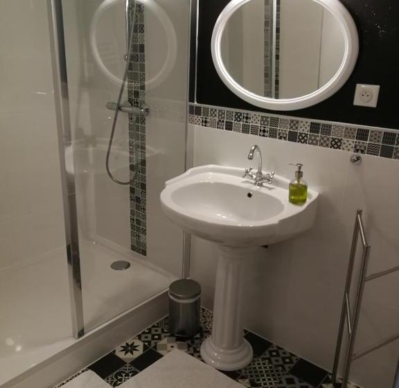 منزل 4 غرف نوم, La Maison Du Vannier