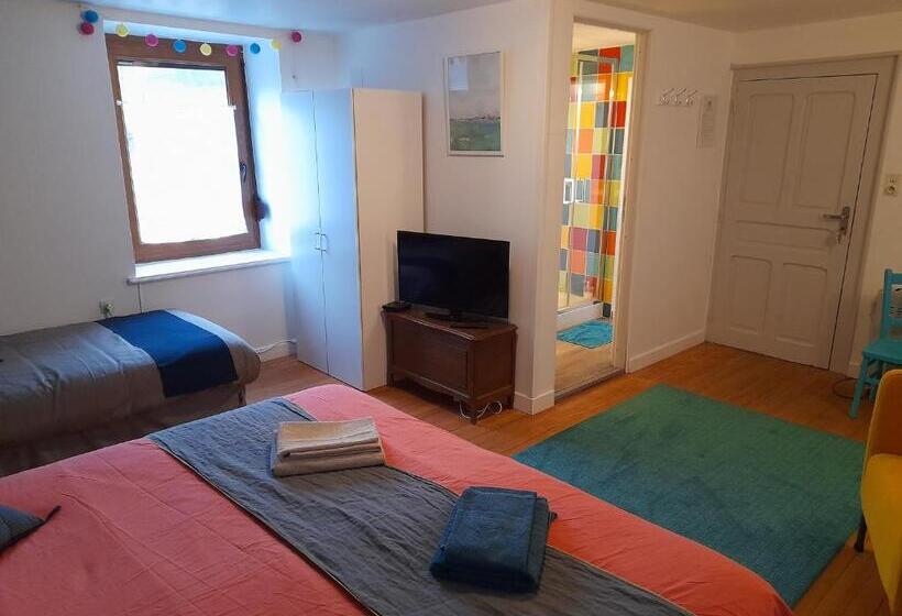 منزل 4 غرف نوم, La Maison Du Vannier