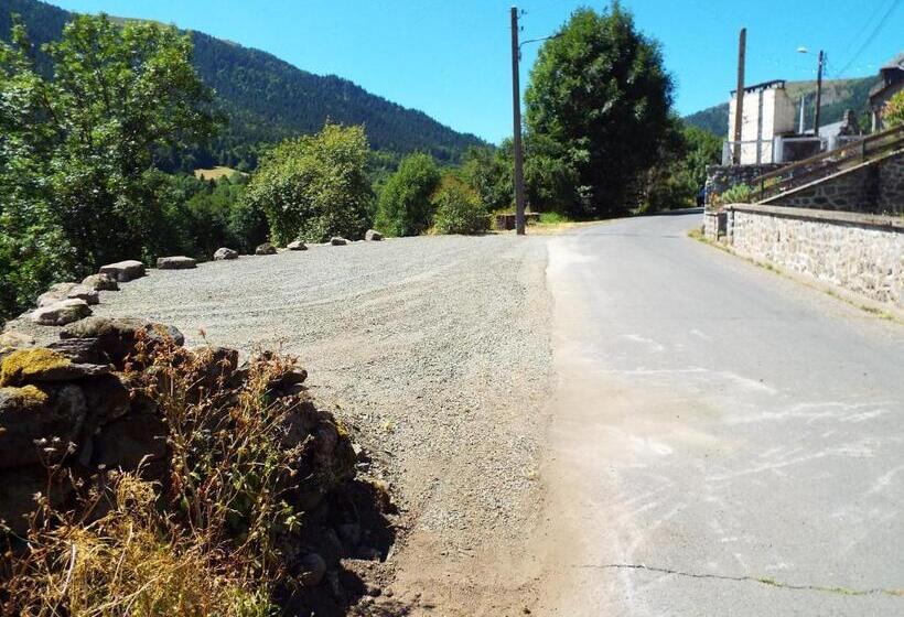 スタンダードルーム, Au Coeur Du Volcantal