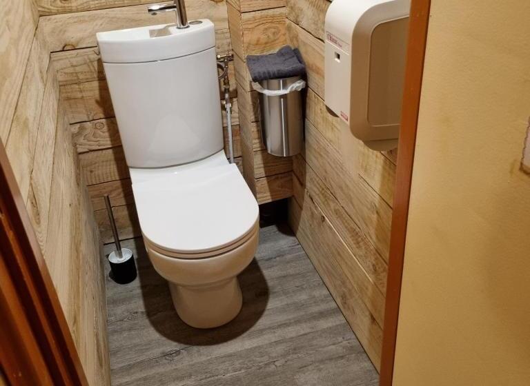 キングサイズベッドのデラックスルーム, Au Coeur Du Volcantal