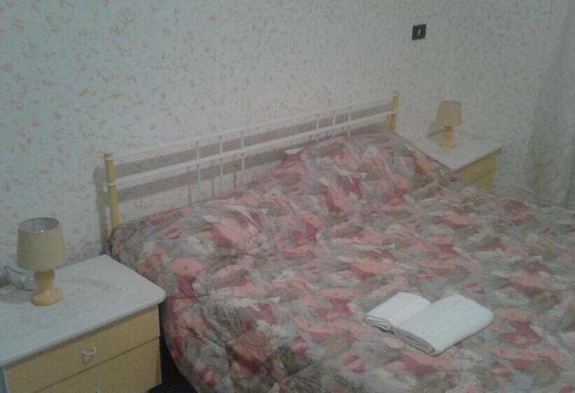 Номер Стандарт Трехместный, B&b Amato