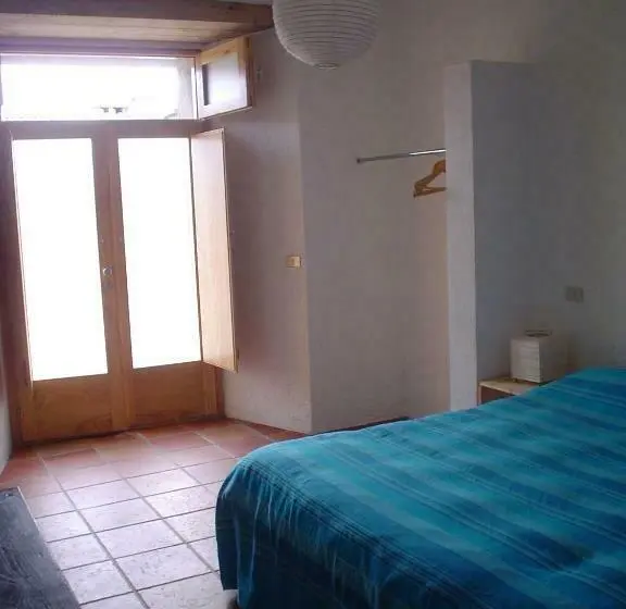 スタンダードルーム, B&b Calabria