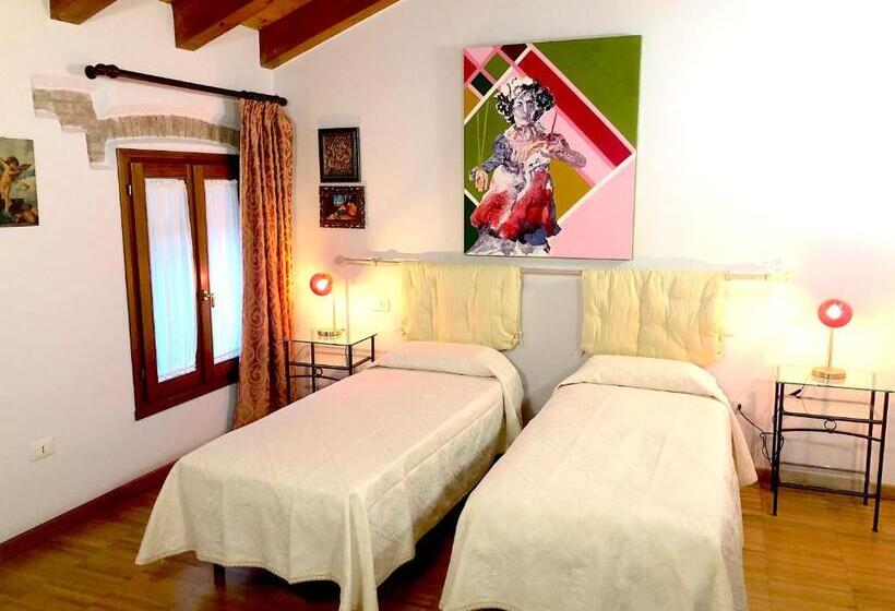 スタンダードルーム, B&b In Valle