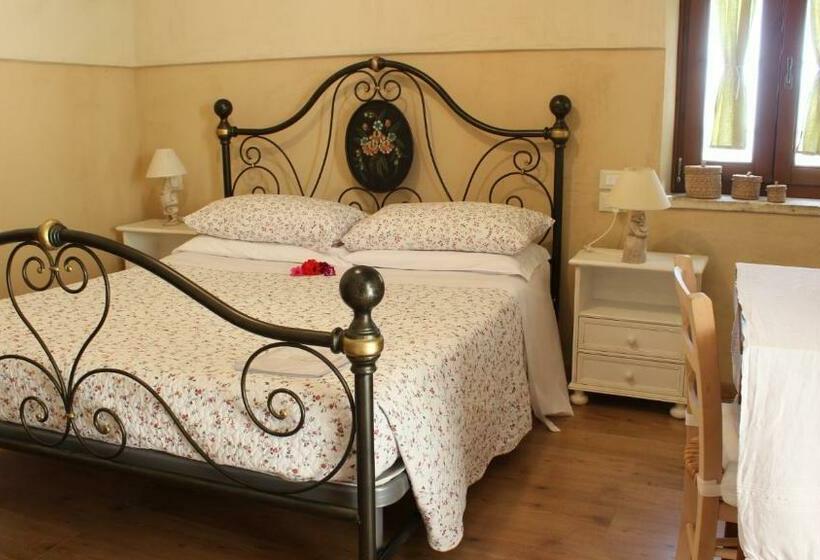 غرفة قياسية, B&b Lo Gnomo