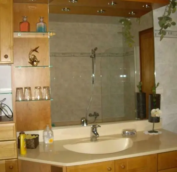 ファミリールーム, Chambres D Hôtes Les Pierres Taillées