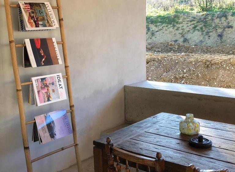 이코노미 룸, Dominio Vale Flores