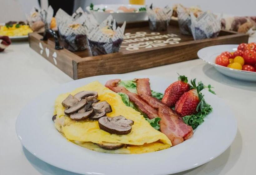 주니어 스위트 발코니, Harmony Inn, Huntley Illinois