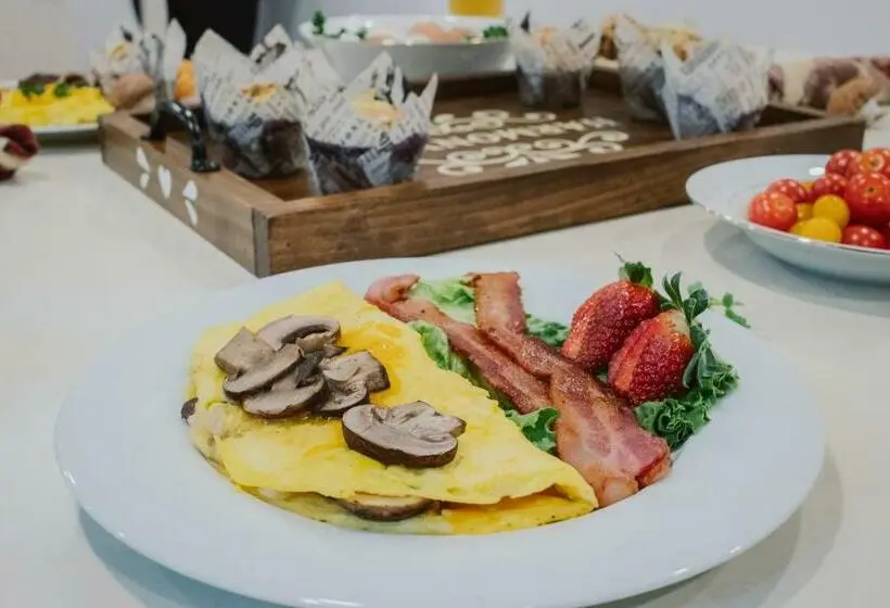 キングサイズベッドのデラックススイート, Harmony Inn, Huntley Illinois