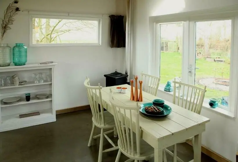 テラス付きスタンダードワンルーム, Kleine Buurt Aan De Weide