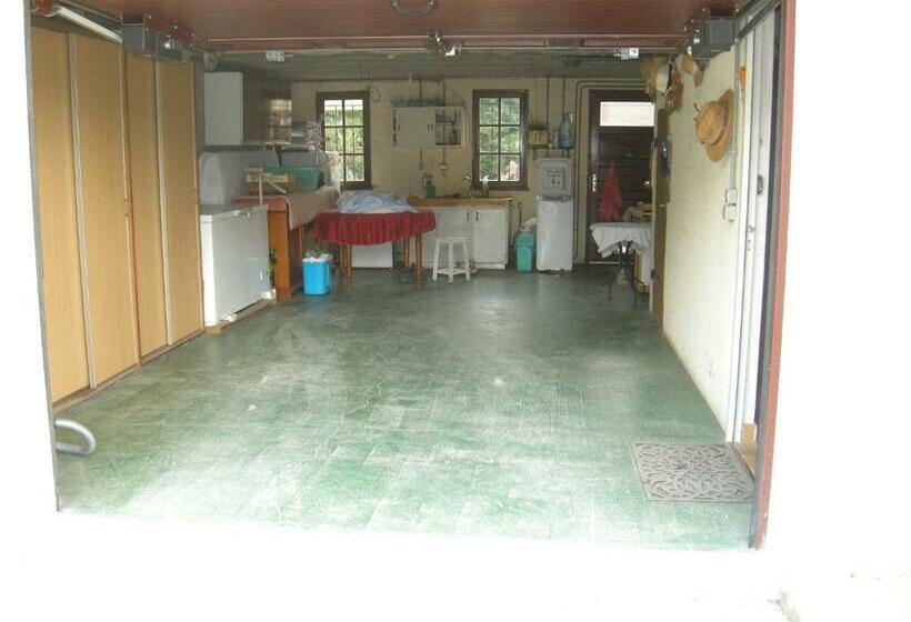 חדר סטנדרט חדר אמבטיה משותף, Le Grand Pré