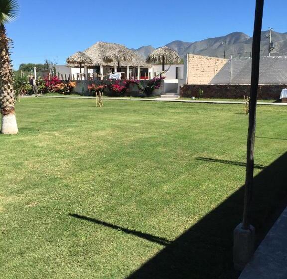 带大床的标准间, Catorce Capital A Una Hora De Real De Catorce