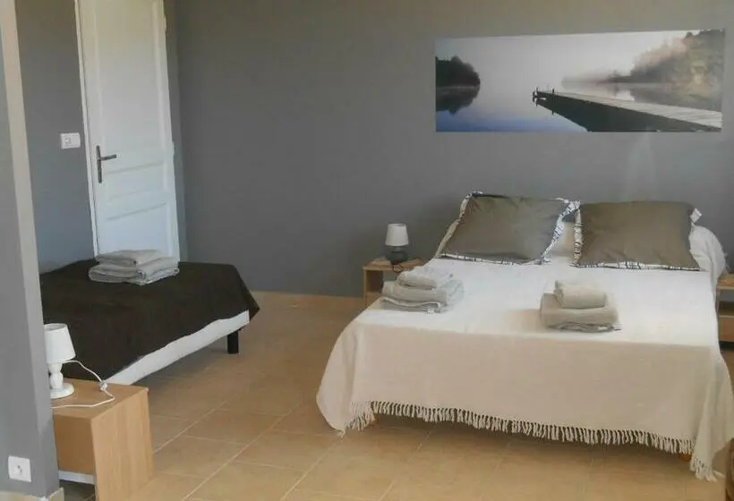 ファミリールーム, Chambres D Hôtes Les Maïsses
