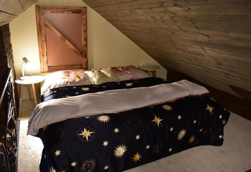 디럭스 스위트 킹 침대, Mníchov Dvor