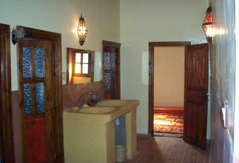 标准间, Safranière Du M  Goun