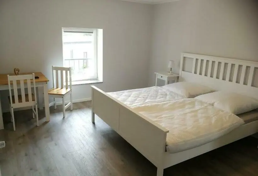 スタンダードルーム, Pension Schlossblick Thallwitz
