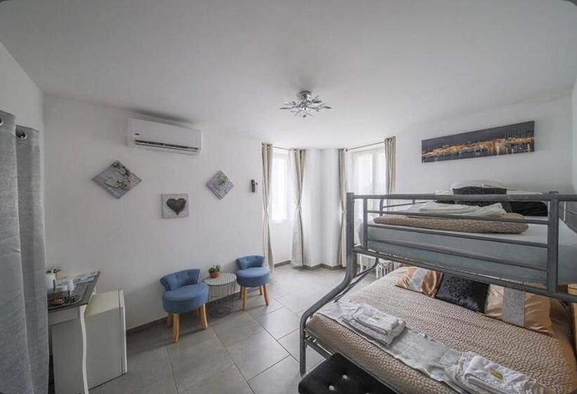 Номер Стандарт Трехместный, Casa Di Emma