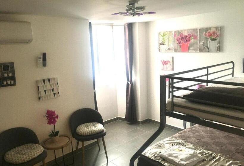 Семейный Номер, Casa Di Emma