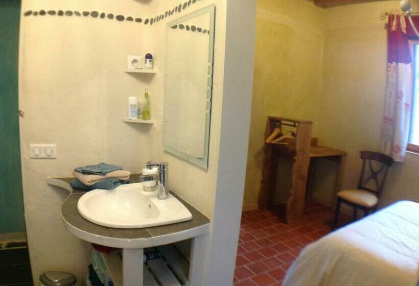 标准间, Chambre D Hôtes De Paille Et D Argile