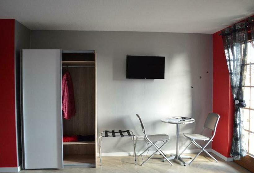 غرفة قياسية مزوَّدة بشُرفة, Chambres D Hotes Joel