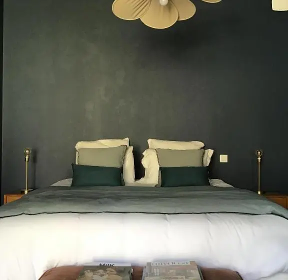 庭の見えるジュニアスイート, Le Domaine De L Hostellerie
