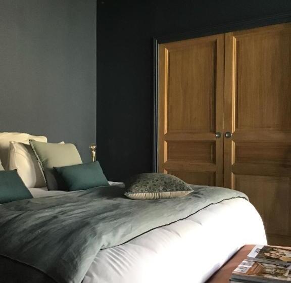 가든 전망 주니어 스위트, Le Domaine De L Hostellerie