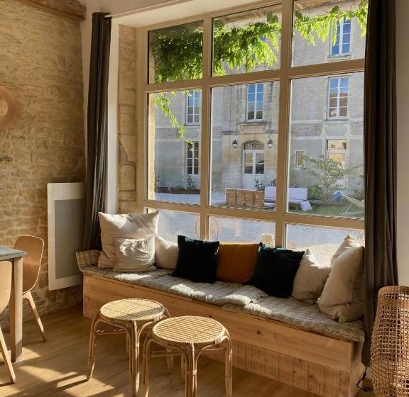 Хижина, Le Domaine De L Hostellerie