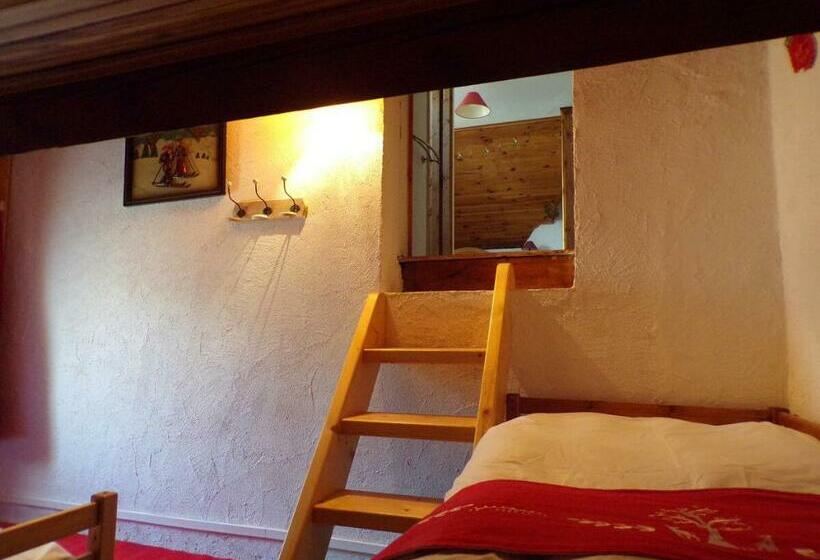 패밀리 룸, Les Primeveres