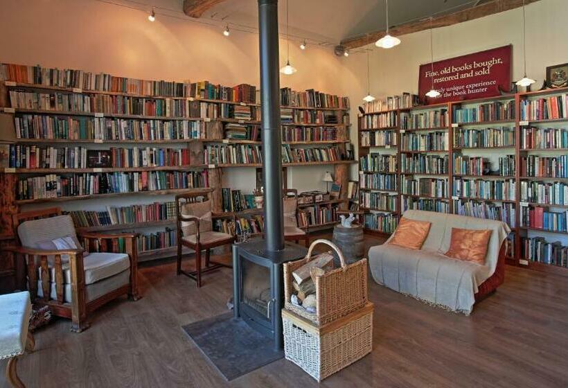 غرفة عائلية مطلّة علي الحديقة, Moulin De Limayrac