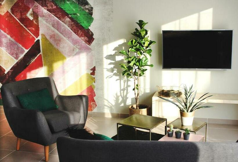 Апартаменты 1 Спальня с Террасой, Clos De La Couturelle