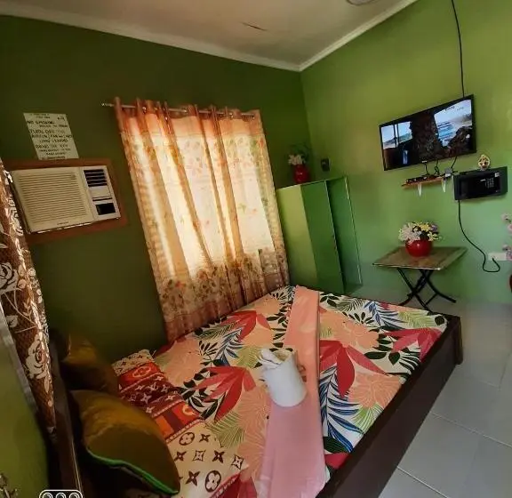 デラックスルーム, Coco Grove Pension And Beach Resort