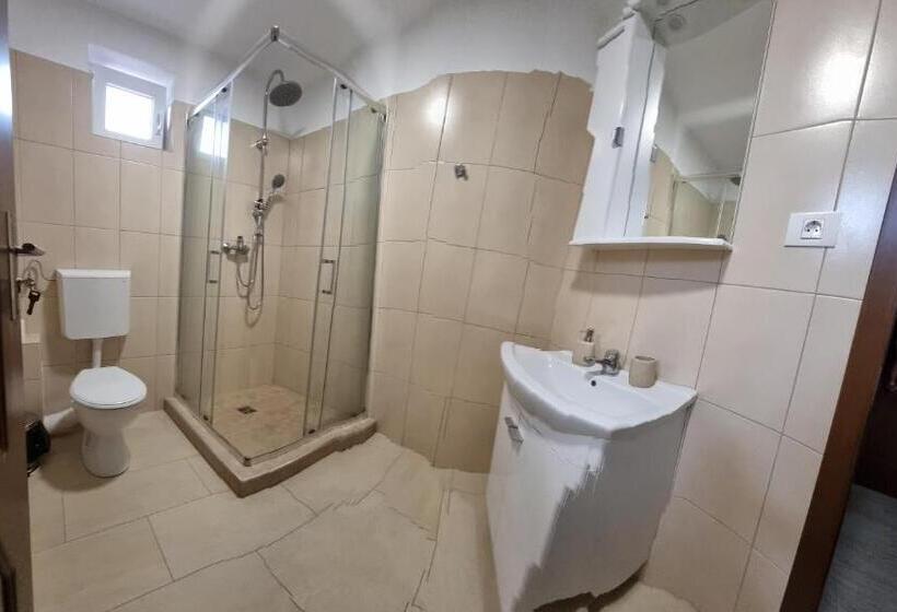 Номер Стандарт, Cusali Pensiune