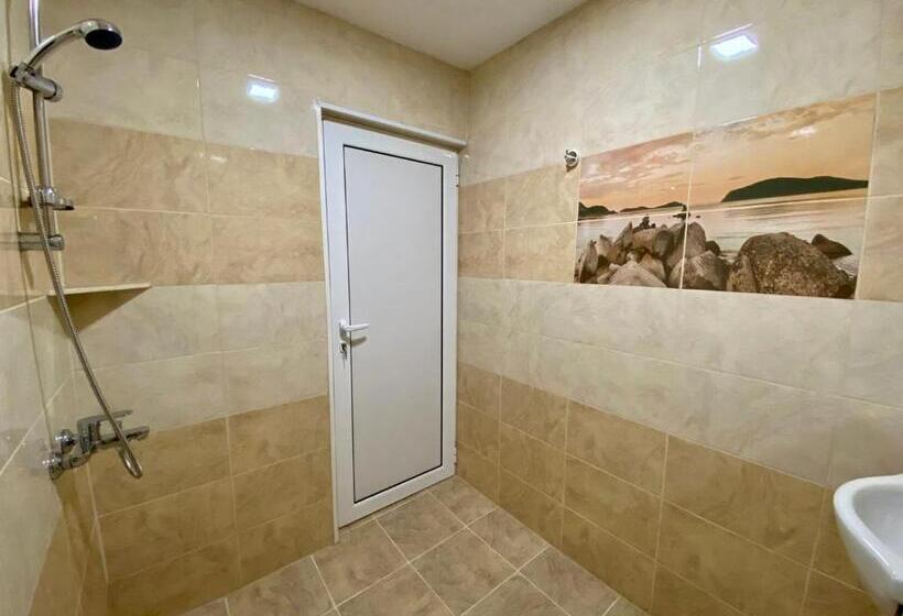 חדר סטנדרט נוף לבריכה, Sunrise